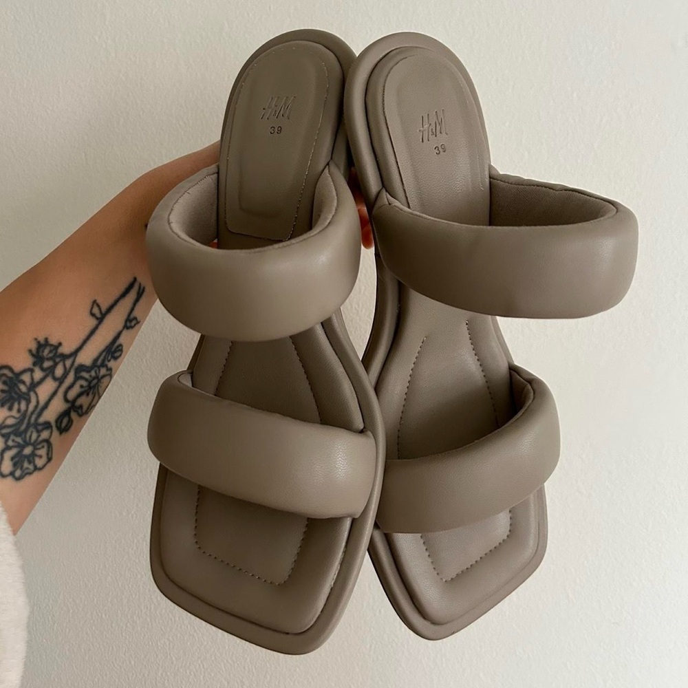 h&m sandals - Picture 4 of 4